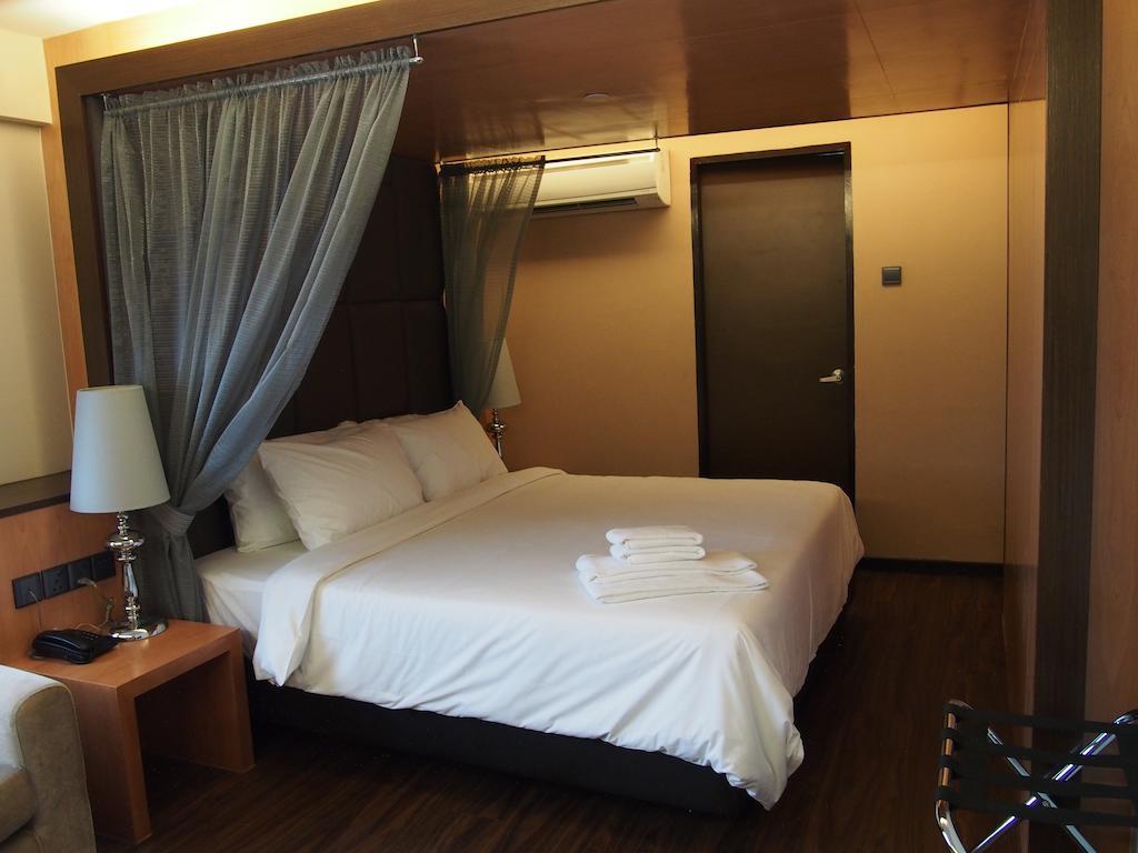 C'Haya Hotel Kota Kinabalu Dış mekan fotoğraf