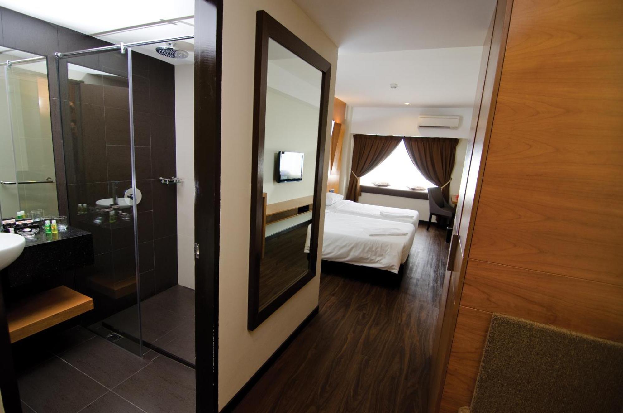 C'Haya Hotel Kota Kinabalu Oda fotoğraf