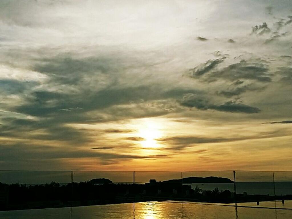 C'Haya Hotel Kota Kinabalu Dış mekan fotoğraf