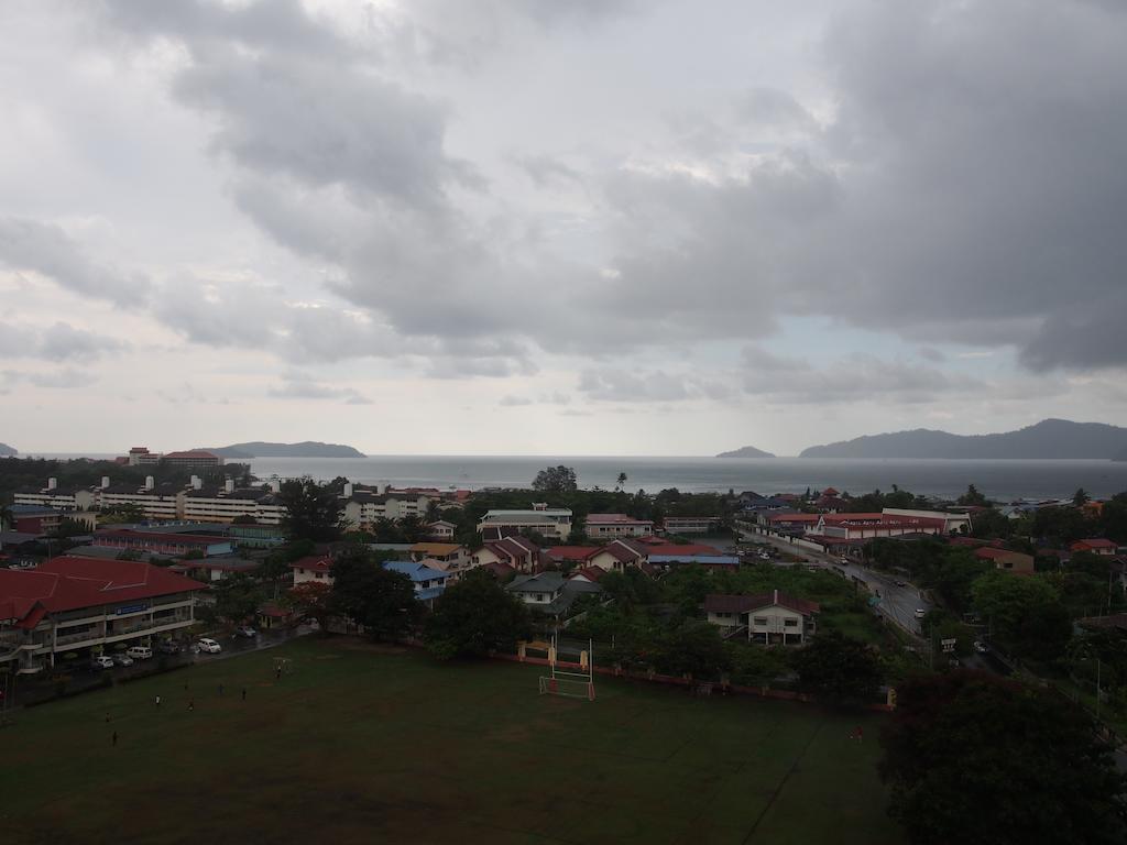 C'Haya Hotel Kota Kinabalu Dış mekan fotoğraf