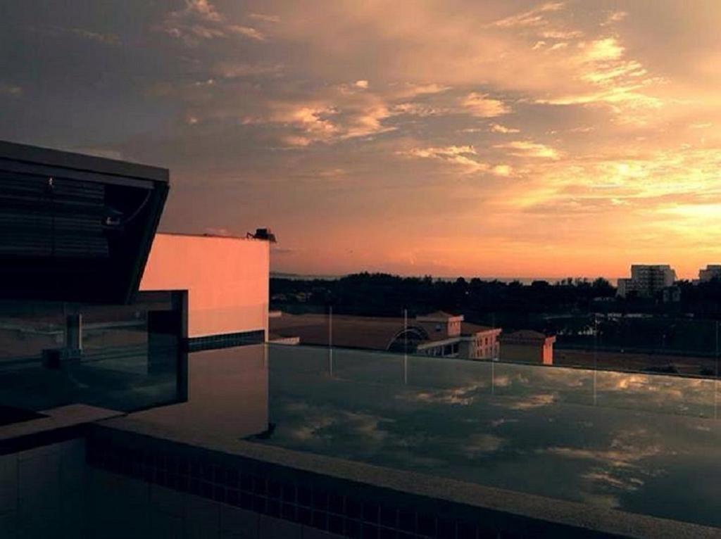 C'Haya Hotel Kota Kinabalu Dış mekan fotoğraf