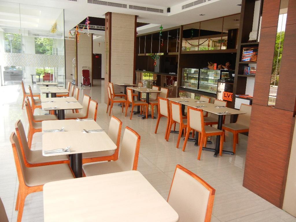 C'Haya Hotel Kota Kinabalu Dış mekan fotoğraf