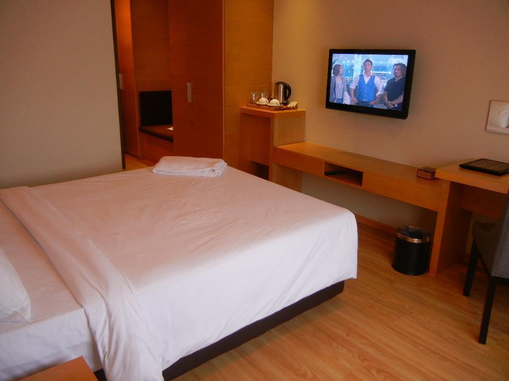 C'Haya Hotel Kota Kinabalu Oda fotoğraf