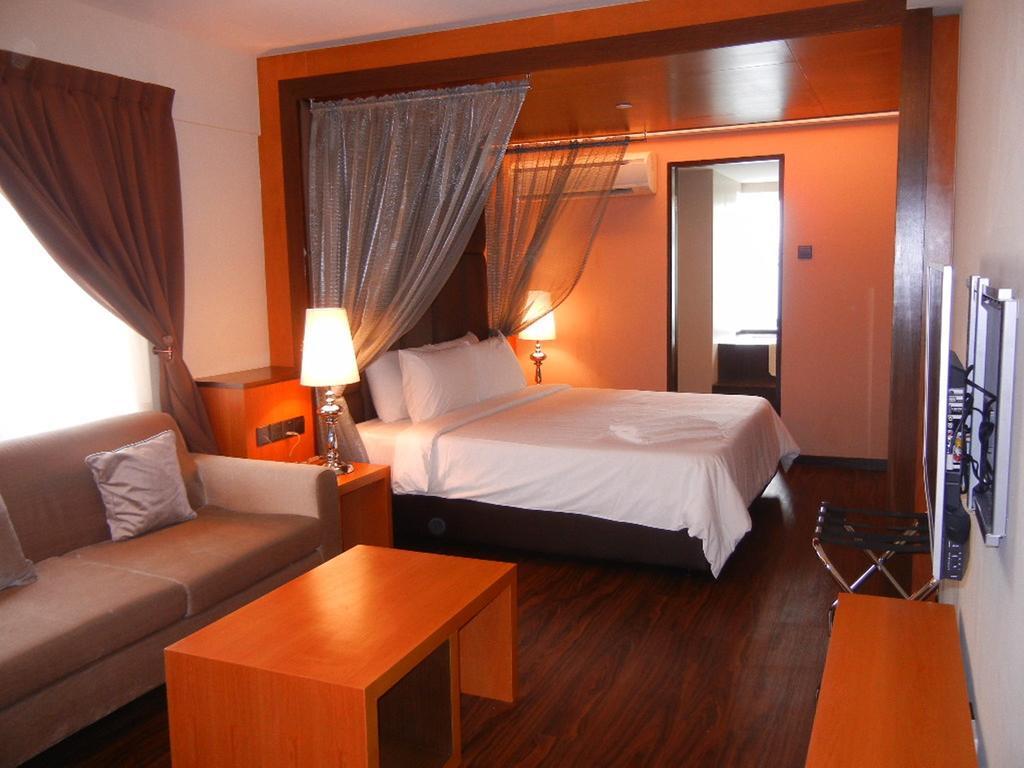 C'Haya Hotel Kota Kinabalu Oda fotoğraf