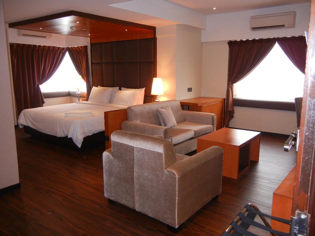 C'Haya Hotel Kota Kinabalu Oda fotoğraf